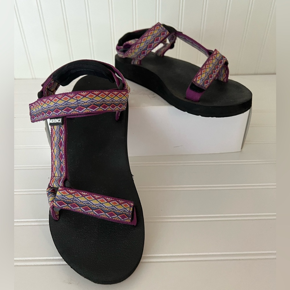 CIOR Women's Sport Sandals Hiking Sandals with Arch Support - Picture 10 of 10